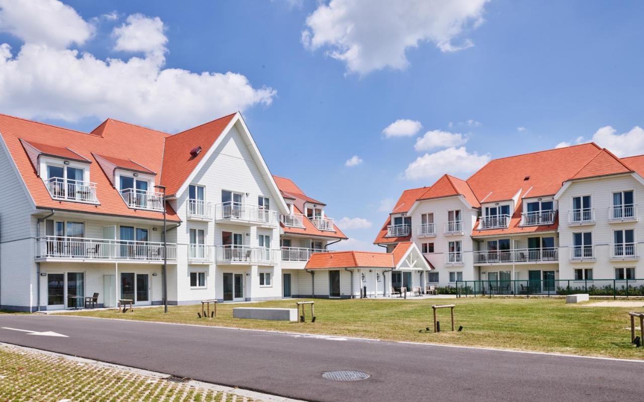 Holiday Suites 尼乌波特 外观 照片