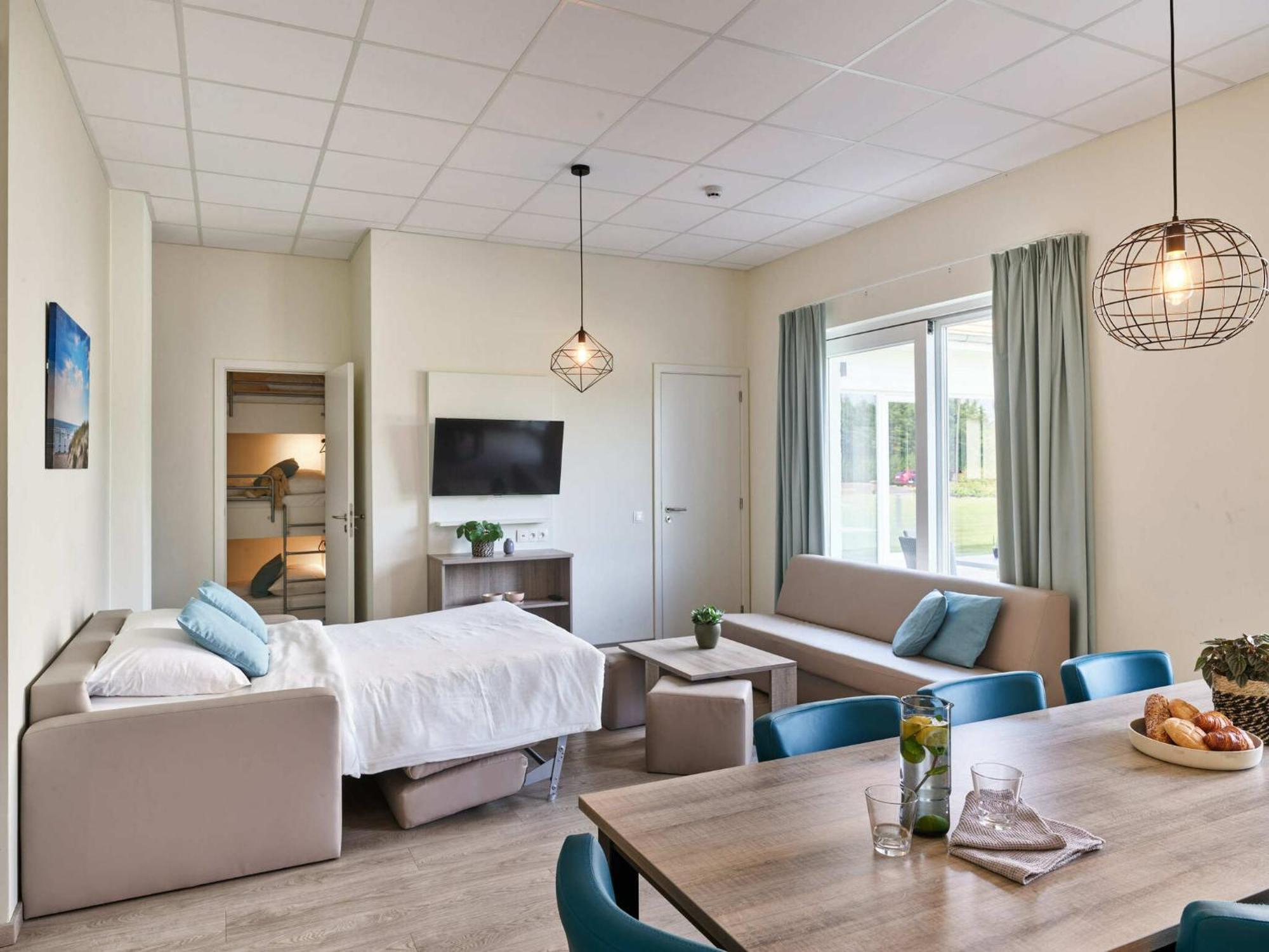 Holiday Suites 尼乌波特 客房 照片