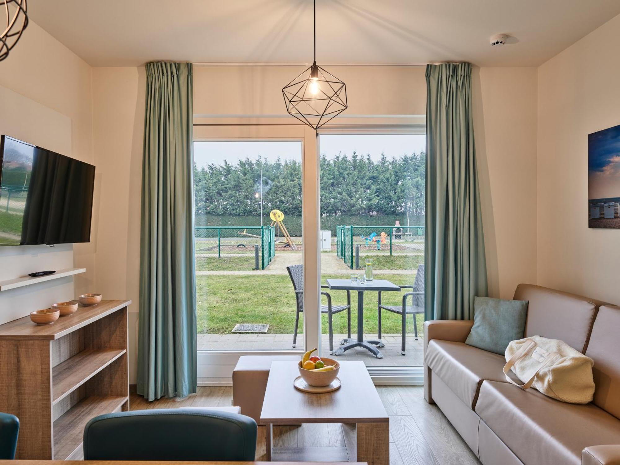 Holiday Suites 尼乌波特 外观 照片